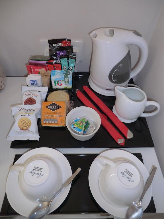 Coombe Dale Accommodation Lulsgate Bottom Chambre photo